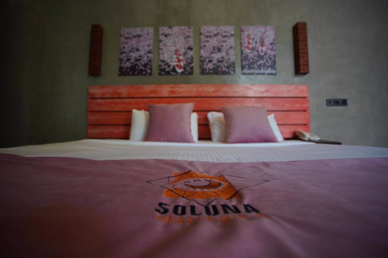 Soluna Beach Resort Marawila Ngoại thất bức ảnh