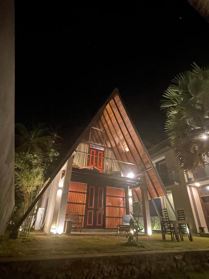 Soluna Beach Resort Marawila Ngoại thất bức ảnh