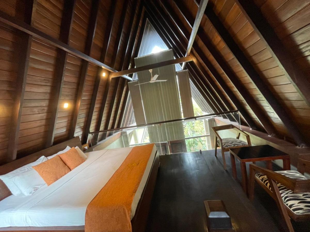 Soluna Beach Resort Marawila Ngoại thất bức ảnh