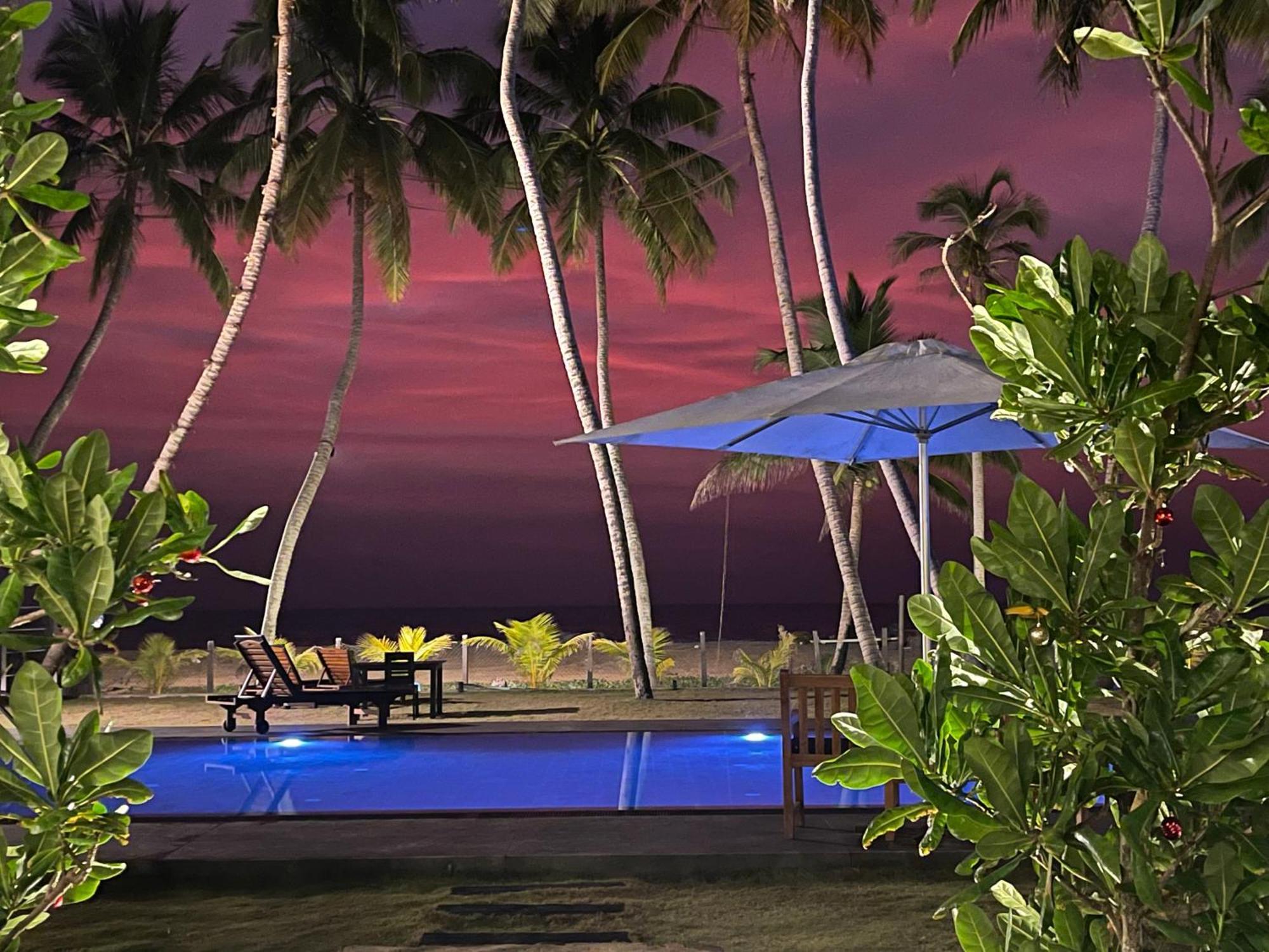 Soluna Beach Resort Marawila Ngoại thất bức ảnh