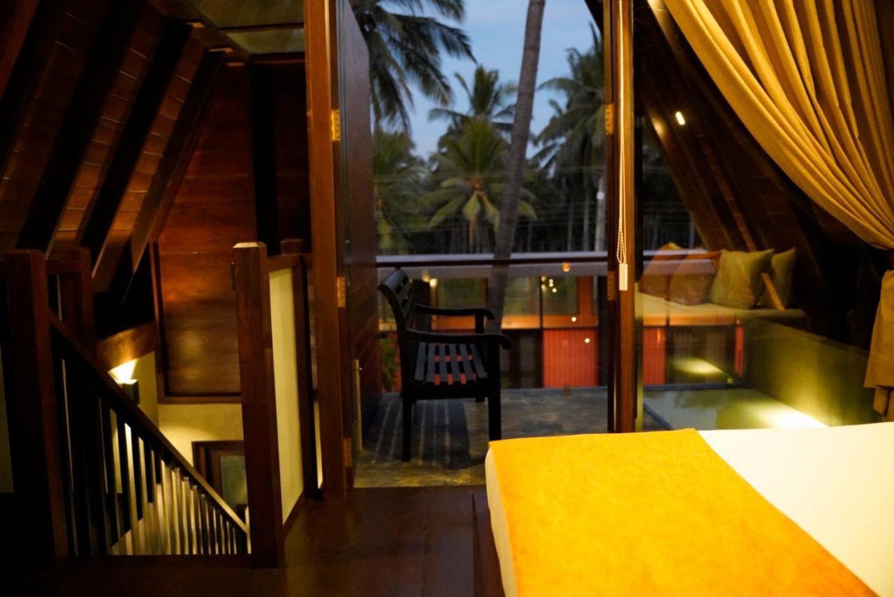 Soluna Beach Resort Marawila Ngoại thất bức ảnh